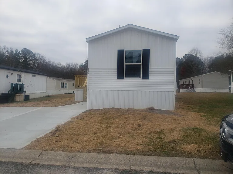 Kenwood Landing — Photo 52