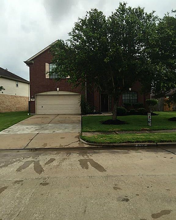 1st image of 2706 Willow Springs Ln