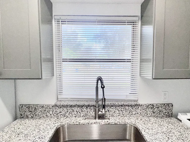 432 Magnolia Ave #2 — Photo 3