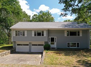 230 Pimlico Pond Rd, Mashpee, MA 02649