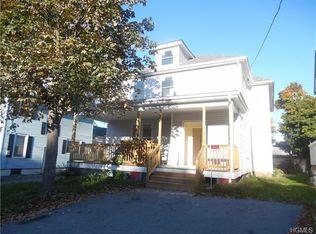 25 Chestnut St, Middletown, NY 10940