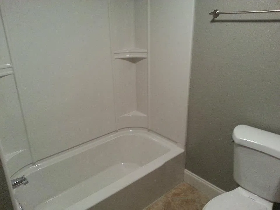 2 bed, 1150 sqft, $1,500 — Photo 2