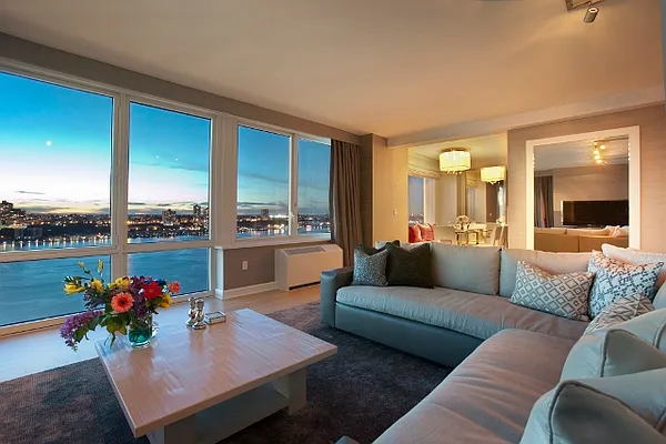Sold by BLU Real Estate | media 12