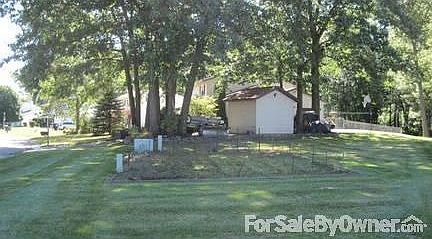 4th image of 34 Firestone Ln
