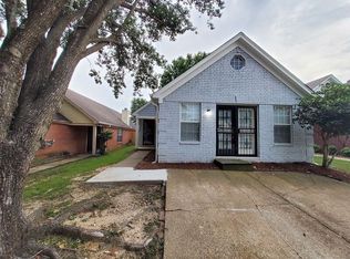 317 Avery Jordan Cv, Southaven, MS 38671