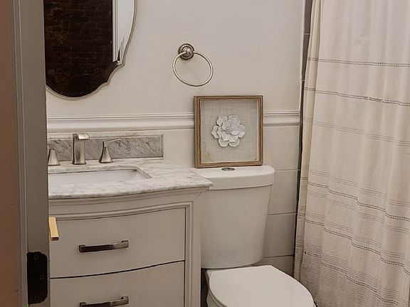 5th image of 325 E 32nd St #1