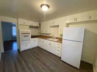 841 Louisiana Blvd SE #2, Albuquerque, NM 87108