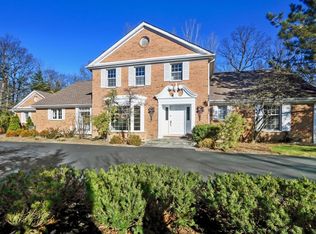 1150 Loch Ln, Lake Forest, IL 60045