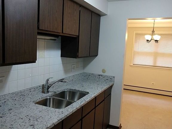 3rd image of 386 Alles St APT 102