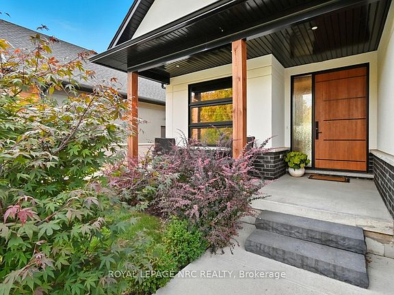 2nd image of 1007 Clare Ave