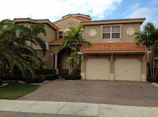 15455 SW 26th Ter, Miami, FL 33185