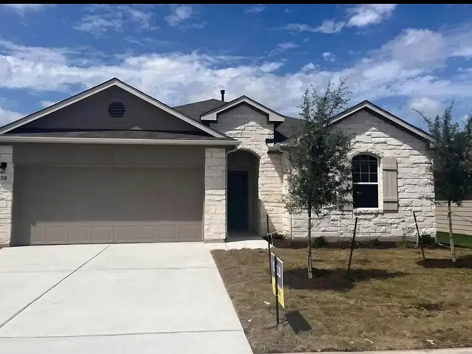 310 Spider Lily Dr