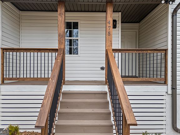 2nd image of 475 Hilltop Way