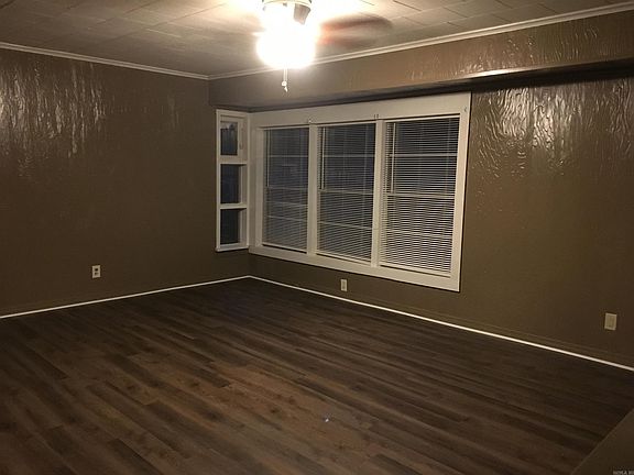 4th image of 3408 Bishop St