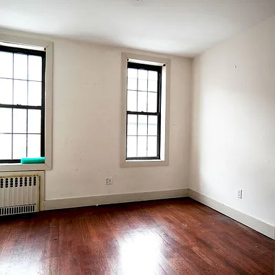 Rented by Nooklyn NYC LLC | media 39
