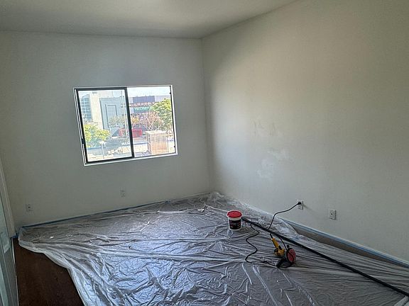 5th image of 1655 Camden Ave APT 203
