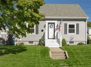 54 Church St, Barrington, RI 02806