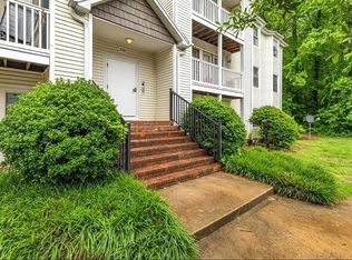 2328 W Vandalia Rd UNIT 1-M, Greensboro, NC 27407