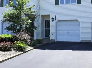 315 Shore Dr APT E, Highlands, NJ 07732