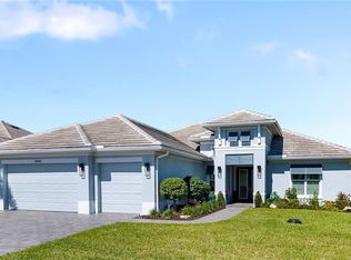 14296 Laguna Springs Ln, Naples, FL 34114