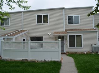 51 Parkview Cir #51, Grand Forks, ND 58201