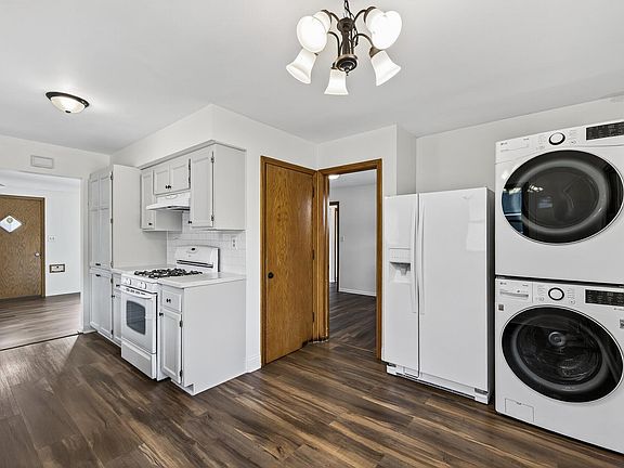 5th image of 2187 5th St E