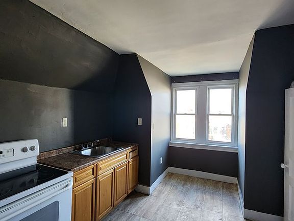 3rd image of 5115 N 12th St APT 3