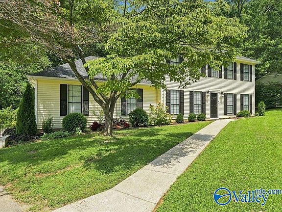 2nd image of 29175 Henderson Cir