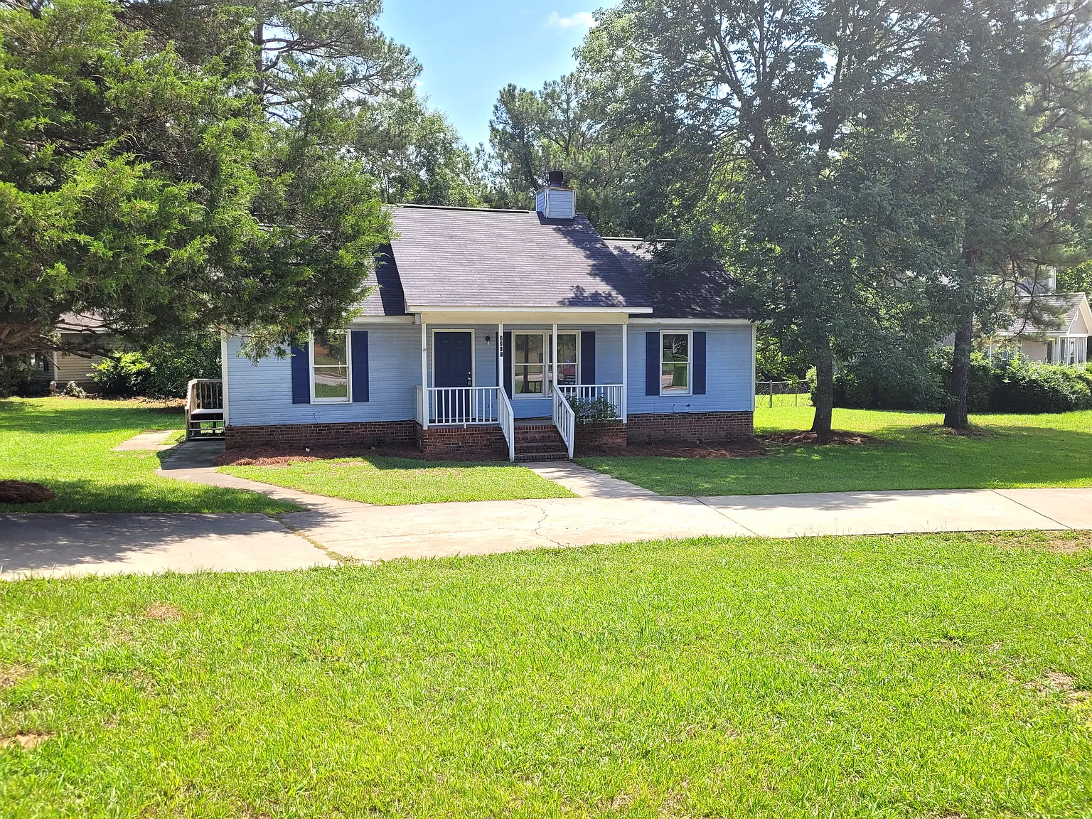 3 bed, 1118 sqft, $1,800 — Photo 2