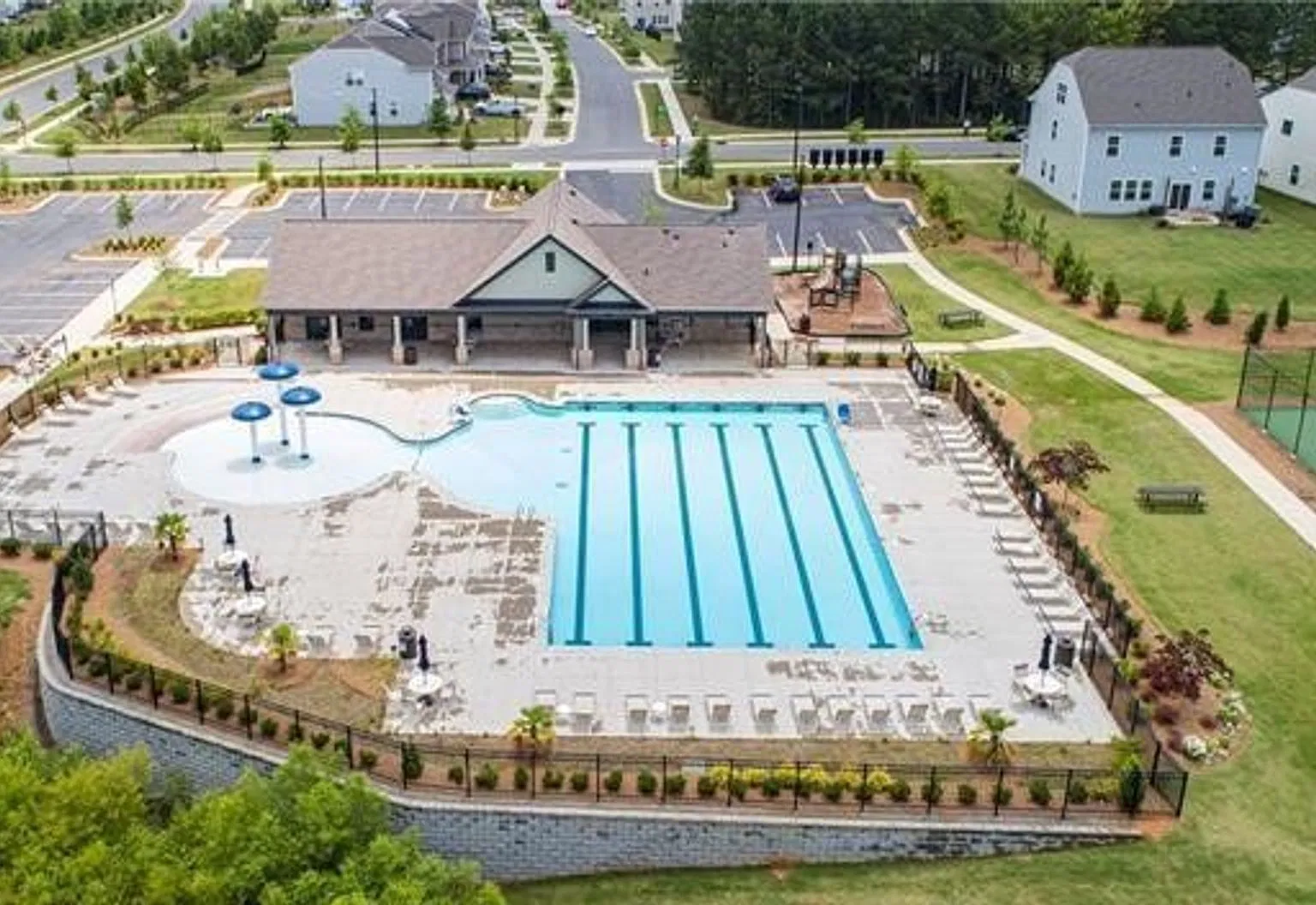 Ranch Home Located in Steele Creek, Enjoy resort like living! — Photo 3