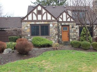 575 Winton Rd S, Rochester, NY 14618