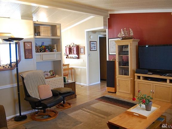 4th image of 24222 54th Ave W Unit 48