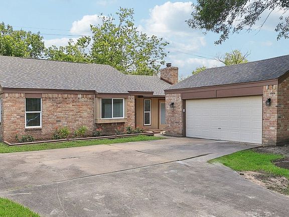 3rd image of 2007 Hammerwood Dr