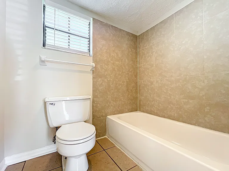 6235 SE 112th St #1 — Photo 12