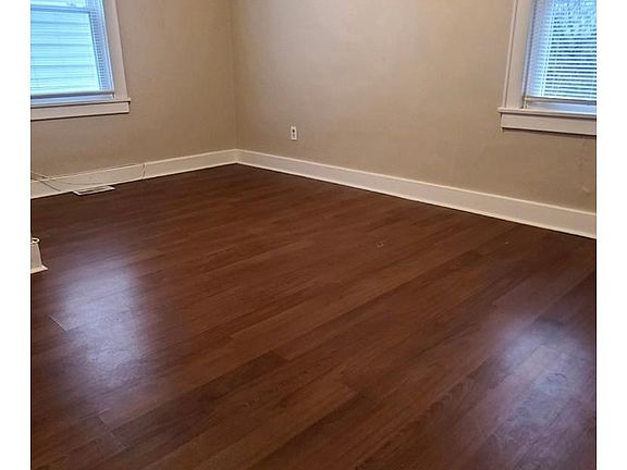 2nd image of 3511 Coronado Dr
