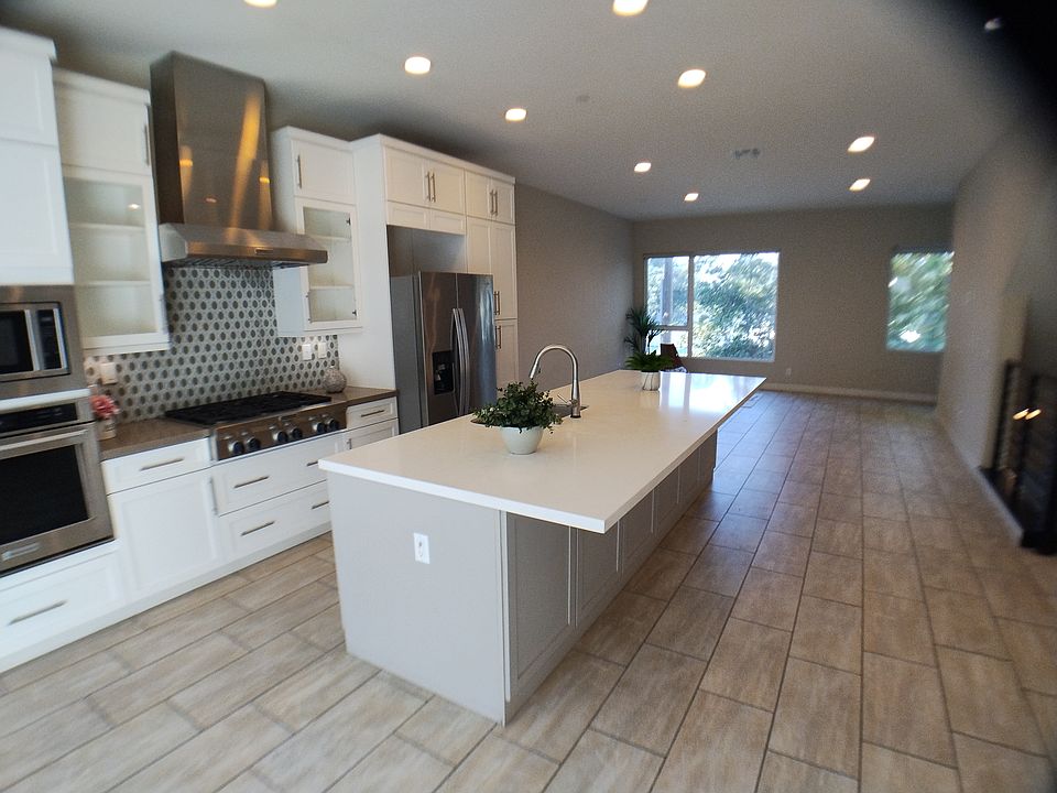 1st image of 139 W Live Oak Ave #D