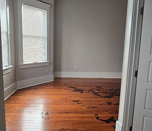 4th image of 501 E Park Ave