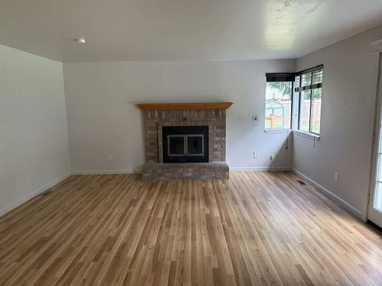 5019 139th Pl NE — Photo 3