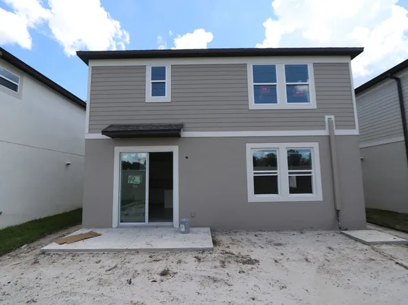 3015 Misty Marble Dr, Zephyrhills, FL 33540