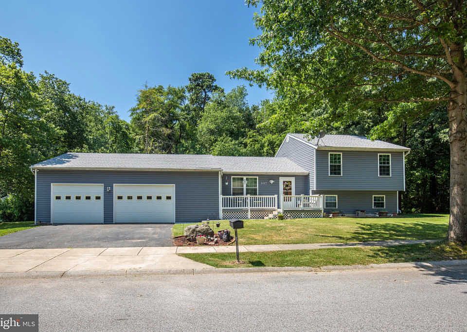 1st image of 847 Derby Farms Dr