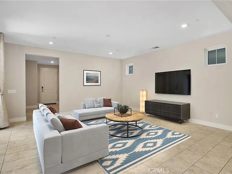 6795 Solterra Vista Pkwy — Photo 10