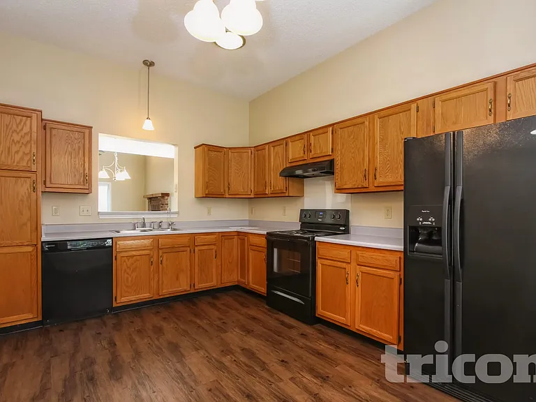 8847 Himebaugh Ln — Photo 4