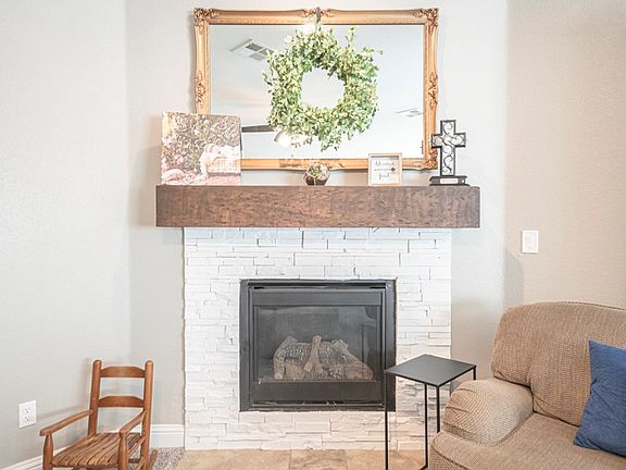 5th image of 4002 Firenze St