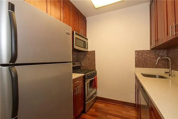 Rented by Nest Seekers International | media 41