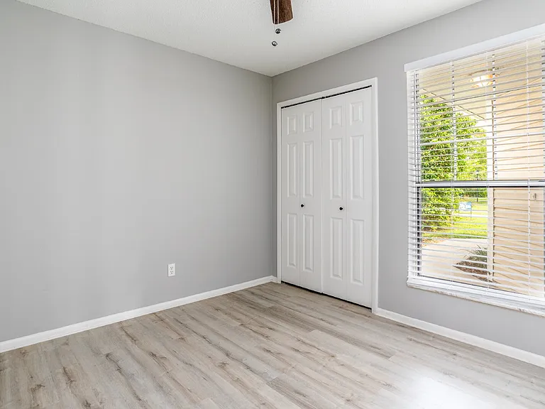 110 Riverraft Ct — Photo 13