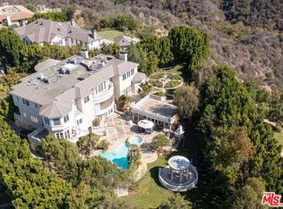 2243 Weybridge Ln, Los Angeles, CA 90077