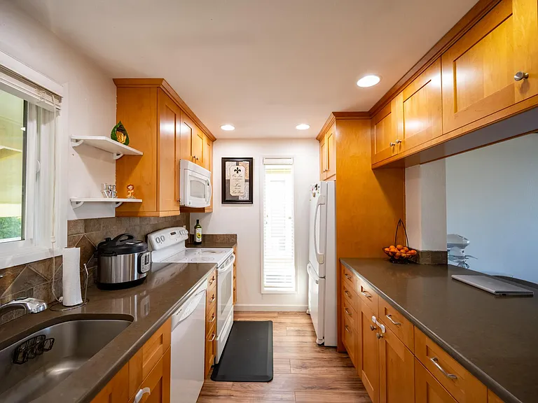 7577 Old Redmond Rd #6 — Photo 13