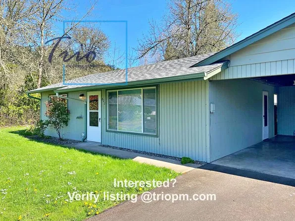822 E 35th Pl, Eugene, OR 97405