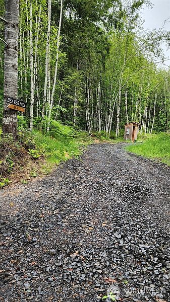 4th image of 184 Labarre Road