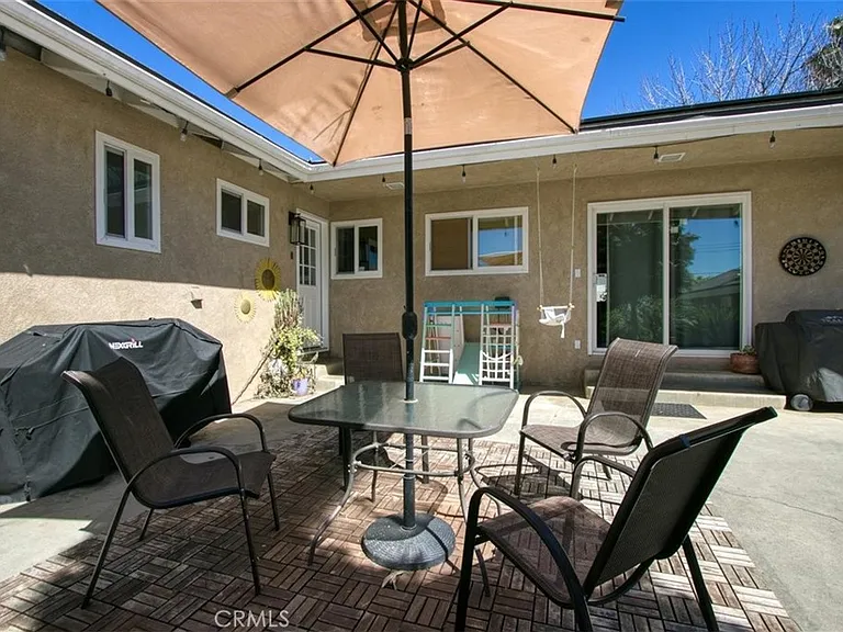 11758 Grant Dr — Photo 40